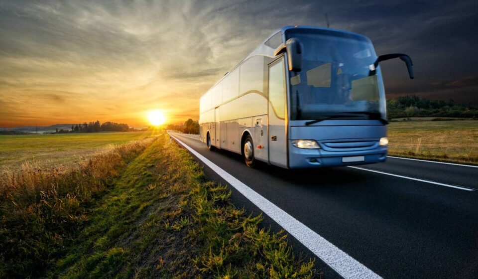 45-year-old tour company shuts down, cancels all trips