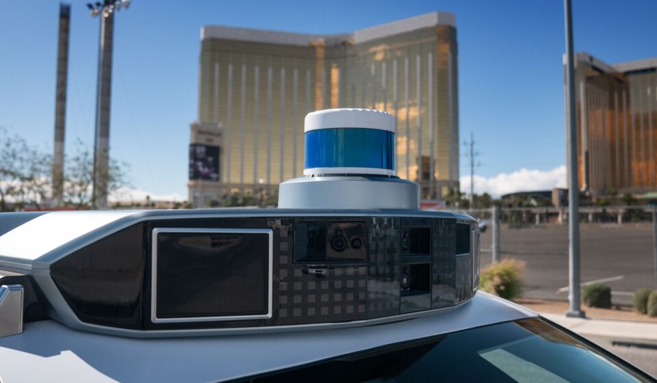 Motional and MIT AI explains self-driving car decisions